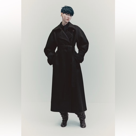 H&M Jackets & Blazers - H&M Black Long Coat